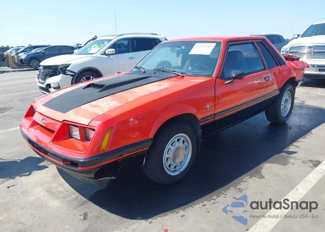 1985 Ford Mustang Lx z USA, uszkodzony, nr VIN 1FABP26A2FF154883